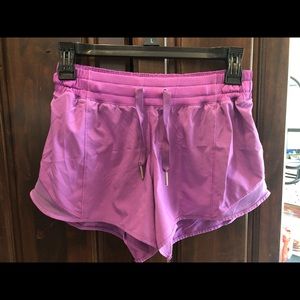 Lululemon shorts size 6